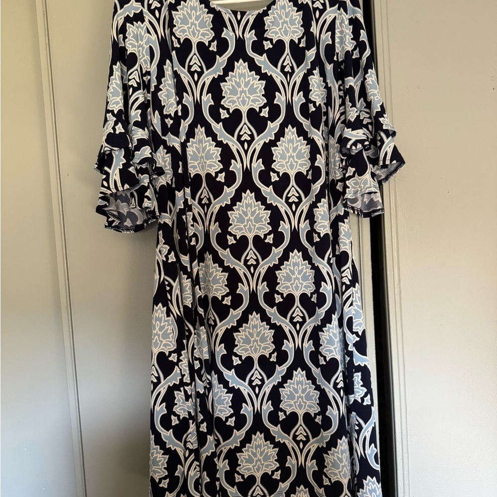 Ronni Nicole Navy and White Floral Long Sleeve Dress
